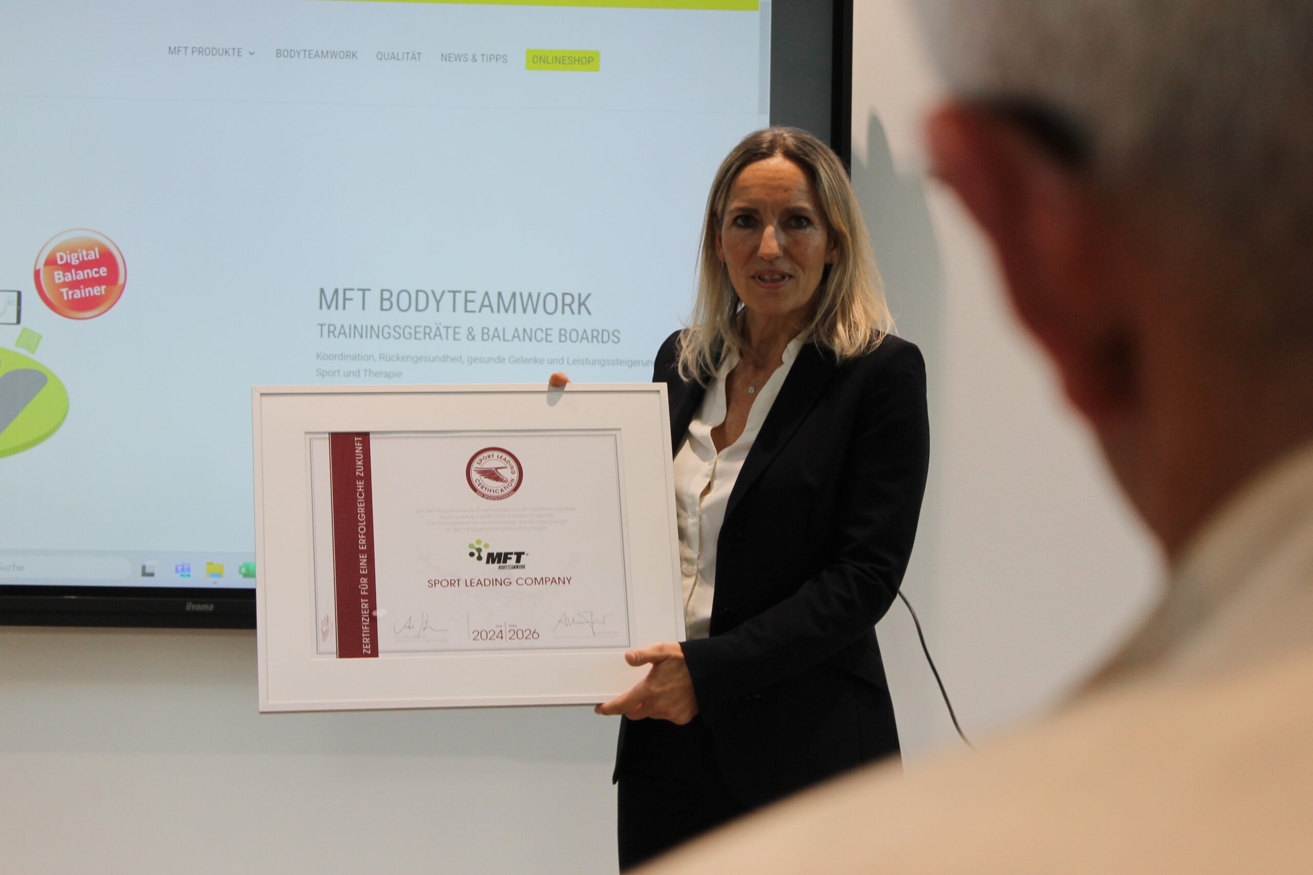 Balance Boards vom Weltmarktführer: MFT Bodyteamwork als Sport Leading Company zertifiziert